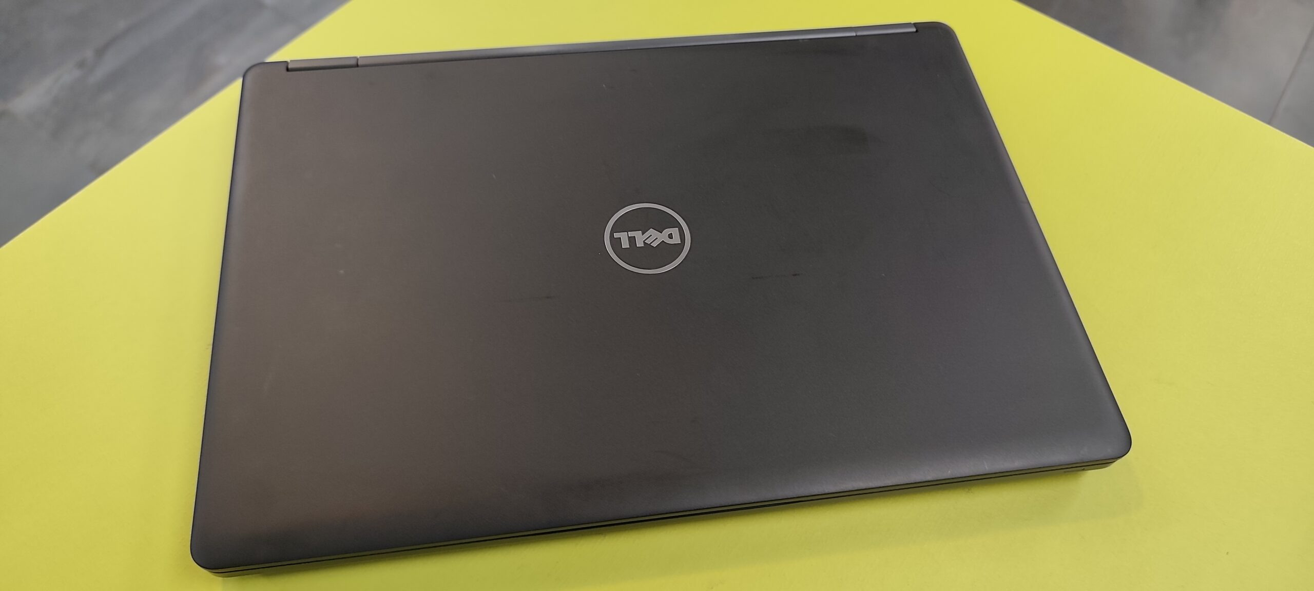 Portátil Dell Latitude E5480 i5 / 16 gb/ 256 gb - Imagen 4